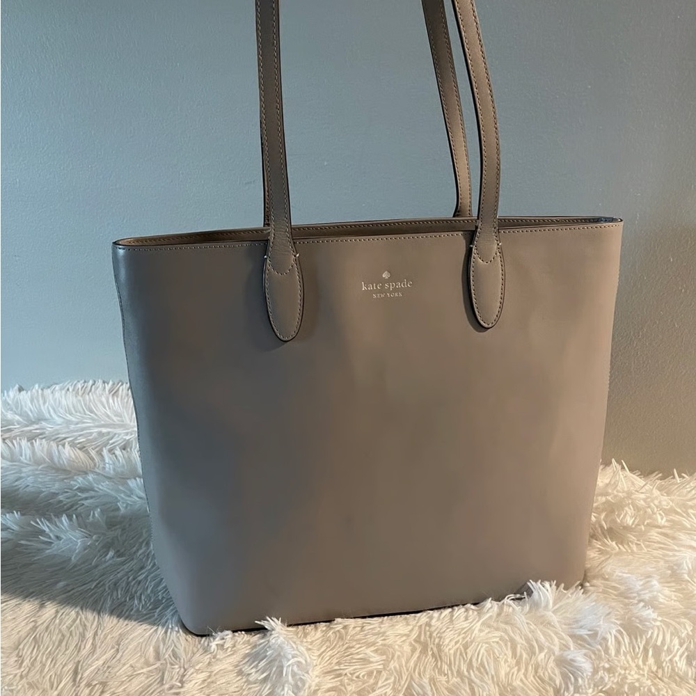 Kate Spade Elegant Gray Tote